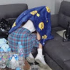 Meet your Posher, Maxwell